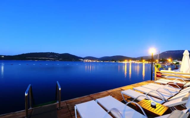 Maritim Beach Otel Golturkbuku