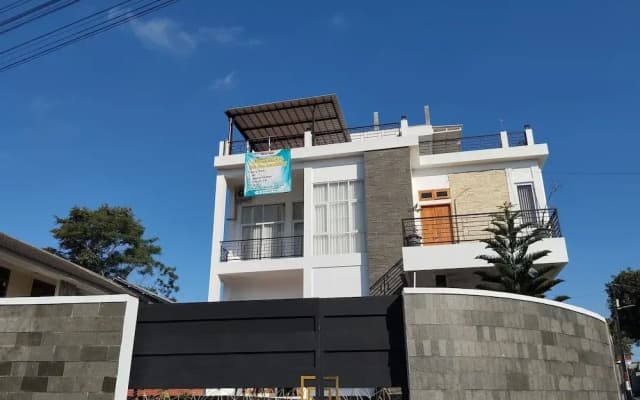 Saira Hotel dan Homestay Syariah