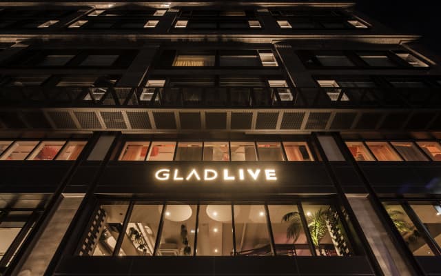Glad Live Gangnam