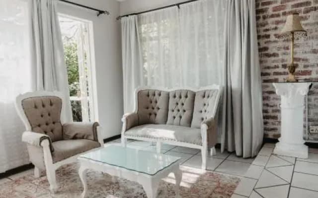 Arcadia Guesthouse & Restaurant