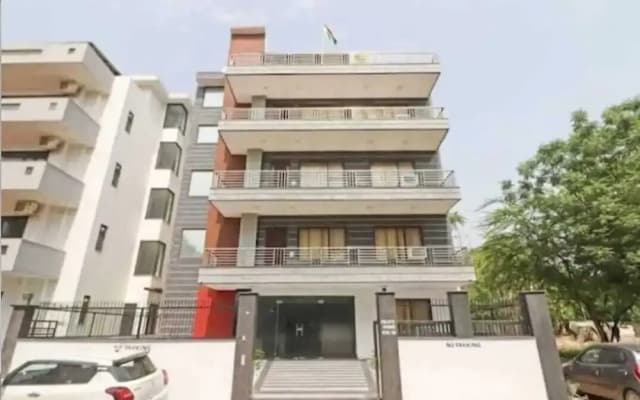 Hotel 79