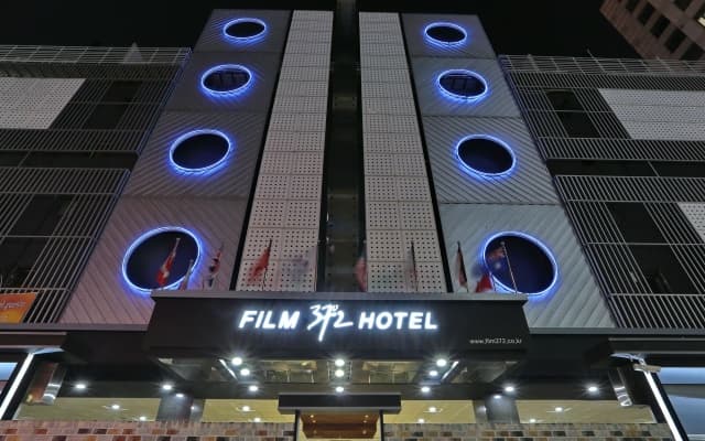 Film 37.2