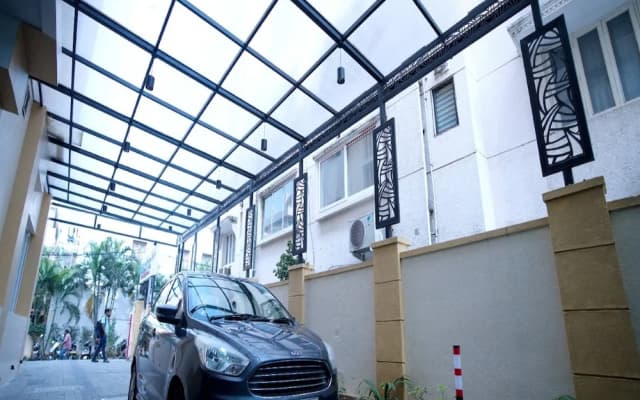 Blossoms Hotel and Service Apartment