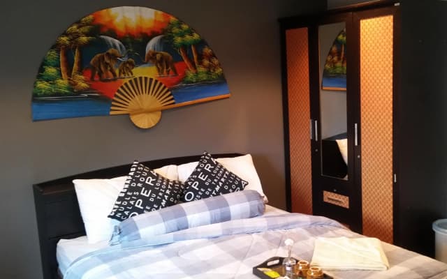 Nemos Guesthouse and Massage
