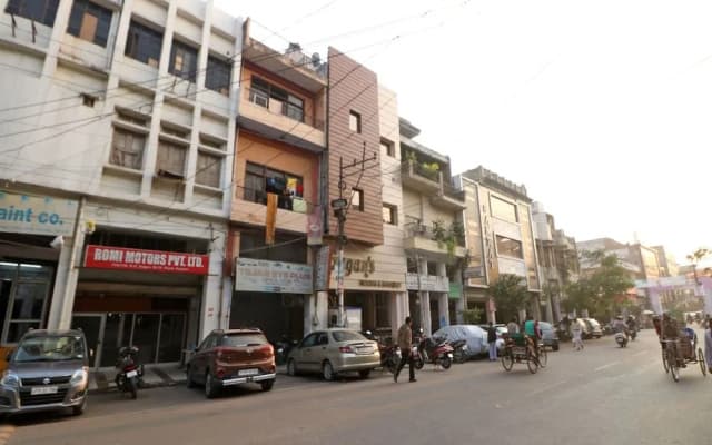 OYO 10991 Hotel Gagan