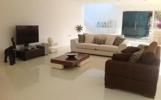 La Moda Beach Hotel