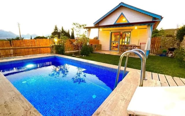 Villa Rengin Datça (Havuzlu) Günlük Haftalık Kiralık
