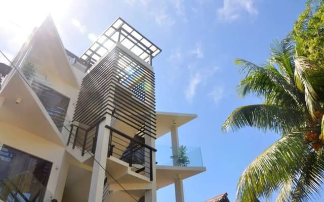 Boracay White Coral Hotel