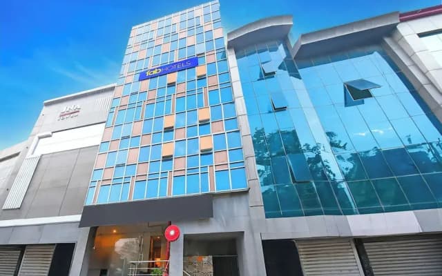 Fabhotel Insight Inn