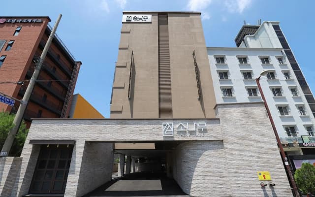 Chuncheon Sonamu Hotel