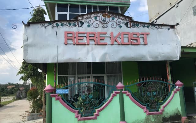 OYO Life 3874 Rere Residence Syariah