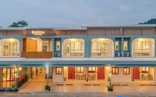 Bania 813 House