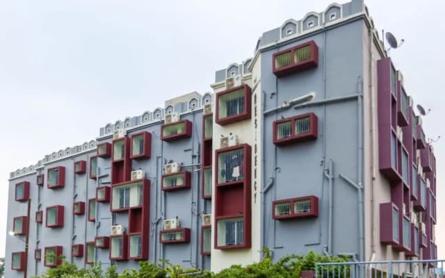 SPOT ON 32358 Sai Sadanand Residency