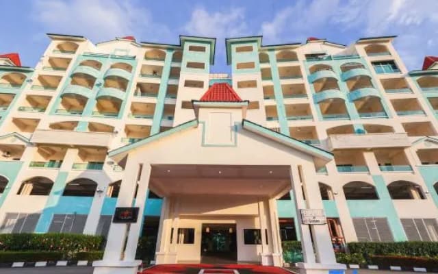 AnyLodge Waterfront Marina Island Pangkor