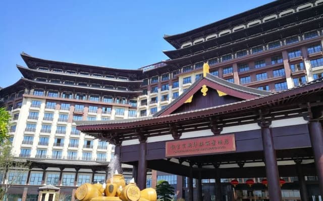 Changsha Tongguan Macrolink Legend Hotel
