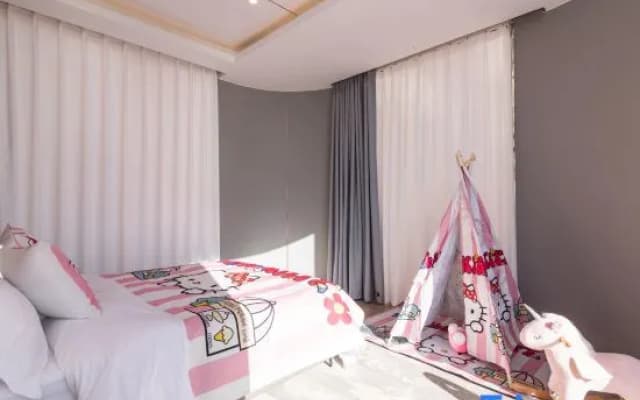 Dali Muhai Yangshan Space Capsule Cliff Seaview Hotel