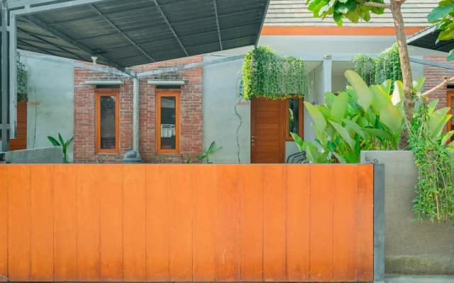 Andewi Guest House Denpasar RedPartner