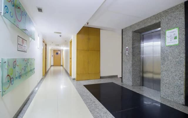 FabHotel Vinflora Banjara Hills