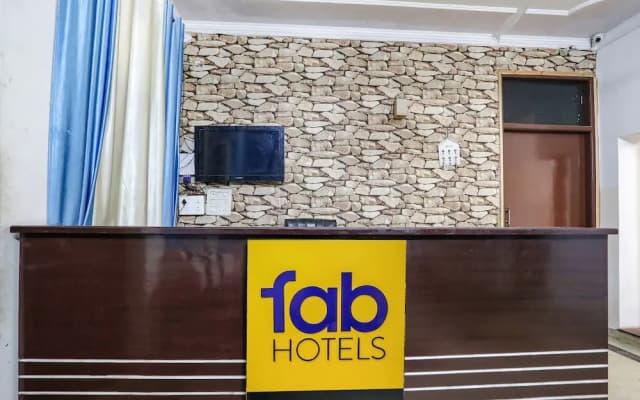 Fabhotel Happy Stay