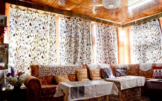 Sangto Green Guest House