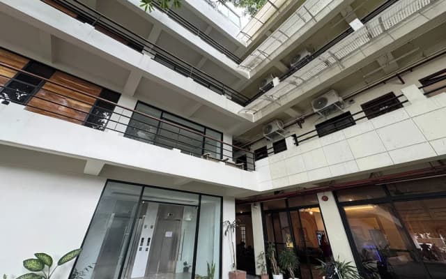 Franca Arcade near Quezon City Circle