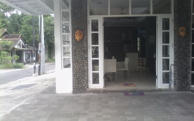 Griya Nendra Hotel