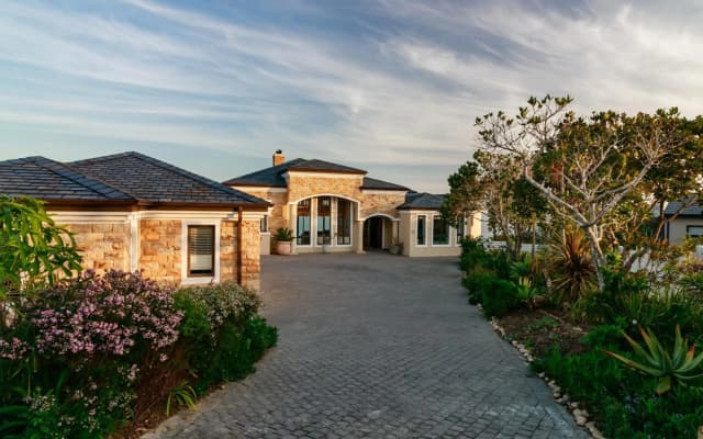 Knysna, Pezula Golf Estate