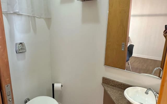 Saint Sebastian Flat 307 - Com Hidro! até 4 pessoas, Duplex, no centro
