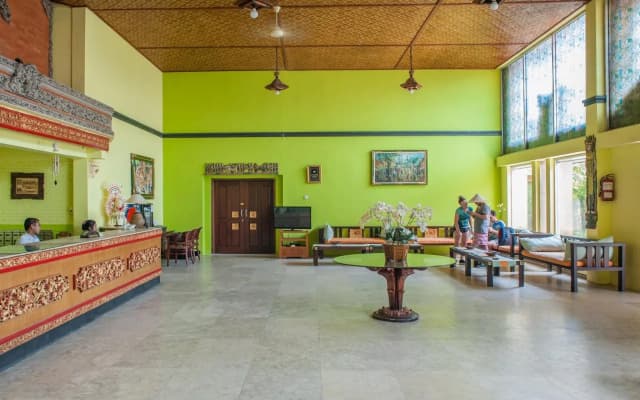 Palm Beach Hotel Bali
