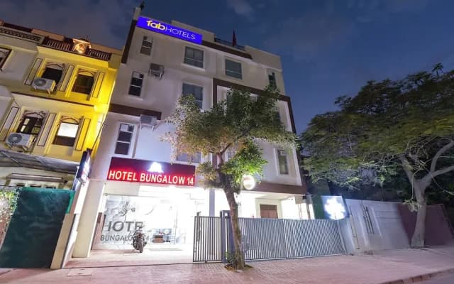 Fabhotel Bungalow 14