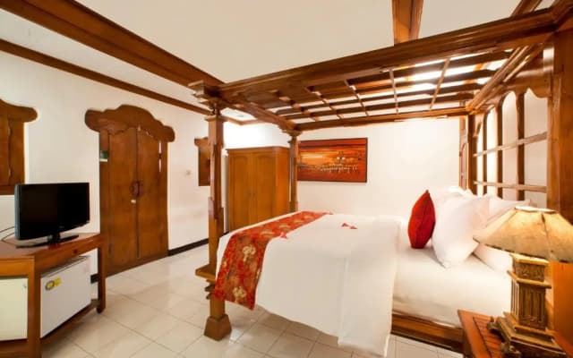 Bali Taman Lovina Resort and Spa Suites