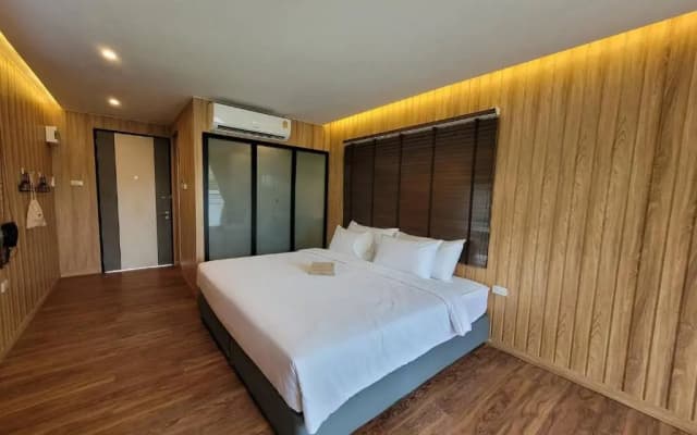 Sunnyvale Ranong 2