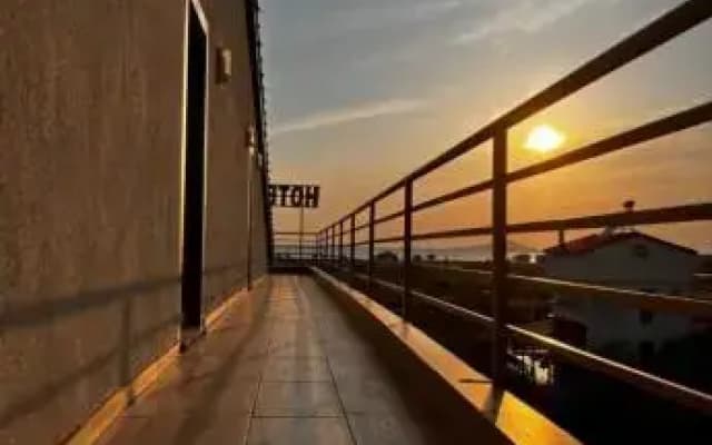 Tenedos Iskele Hotel