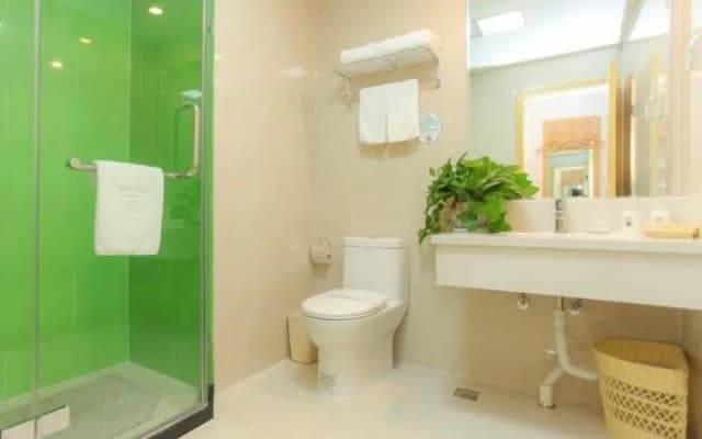 GreenTree Inn Suqian Weishan Lake Road Sports Cent