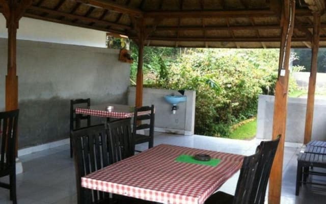 Astradana Hotel & Restaurant