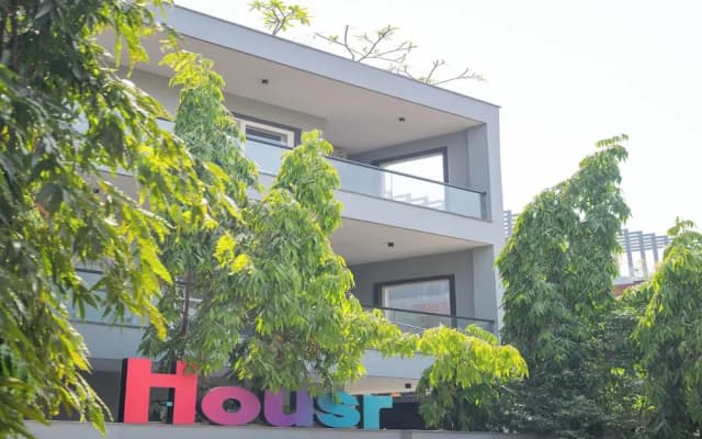 Housr Golf Course Road Phase 1 Metro