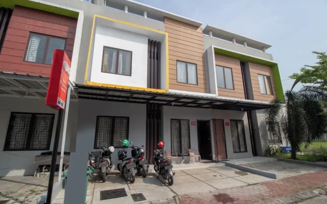 OYO 3253 Sofia Residence