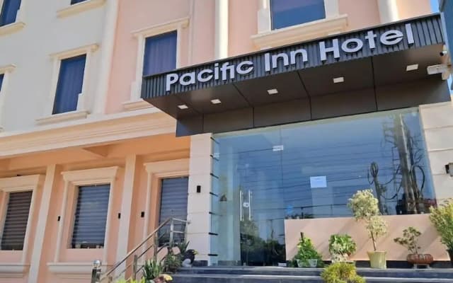 Pacific Inn Hotel