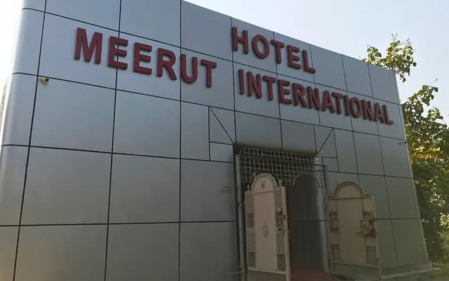 OYO Flagship 23709 Hotel Meerut International
