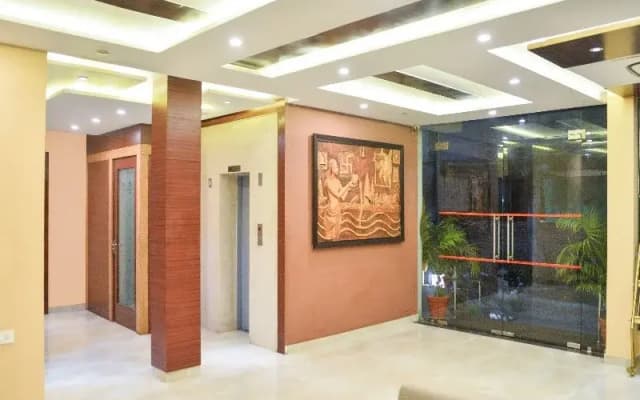 ZO Rooms Varanasi Cantt