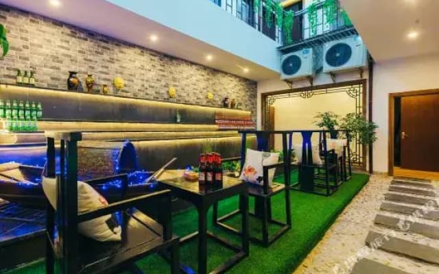 Wuzhen Xixiulan Hotel