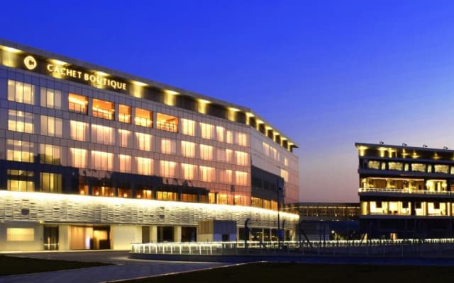 Cachet Boutique Zhejiang Circuit