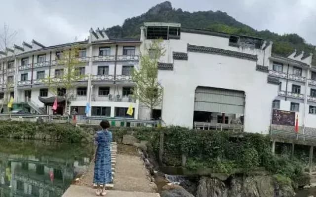 Hangzhou Shimenxia Hotel Resort