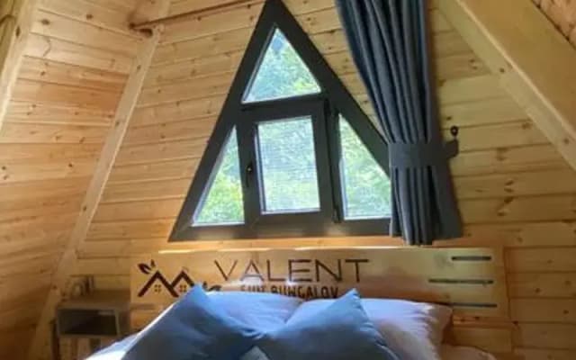 Valent Suit Bungalov