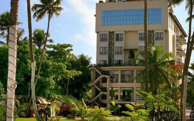 Regant Lake Palace Hotel