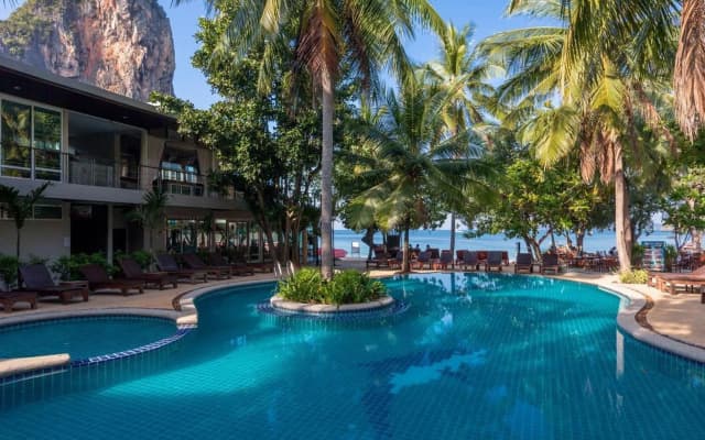 Sand Sea Resort