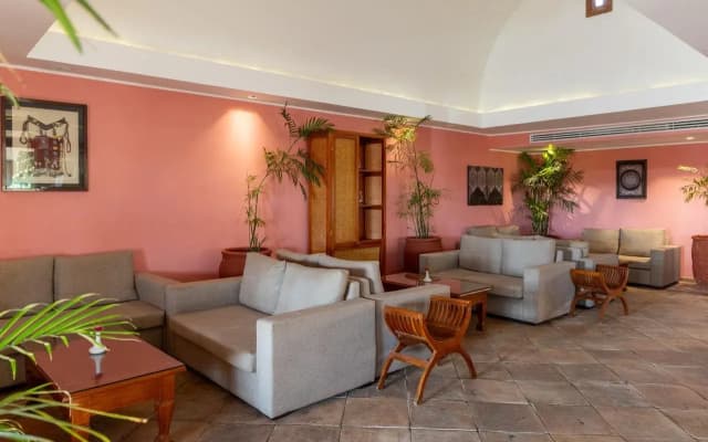 Fort Arabesque Beach Resort
