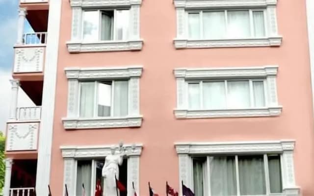 Umit Pembe Kosk Hotel