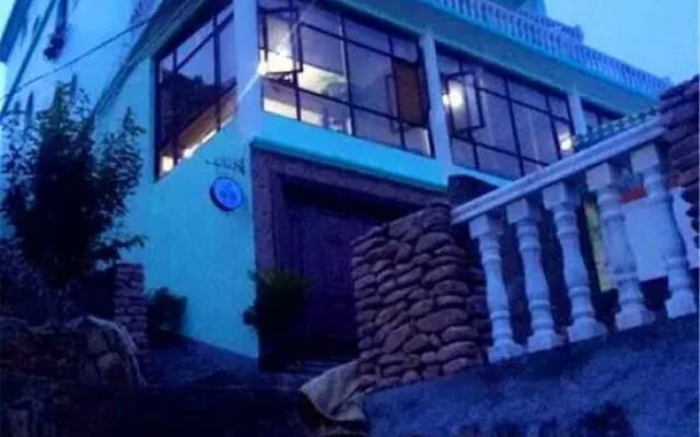 Weilan Seaside Hostel