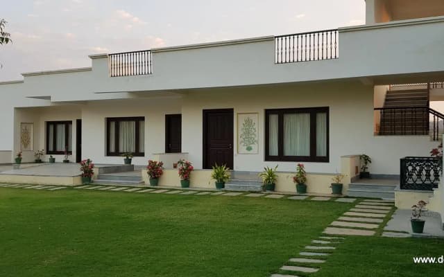 Devraj Villa-A Luxury Homestay with Pool